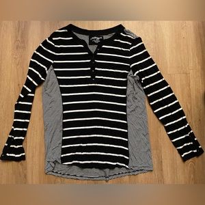 Green Source long sleeve tee shirt | Closet Label #113.)